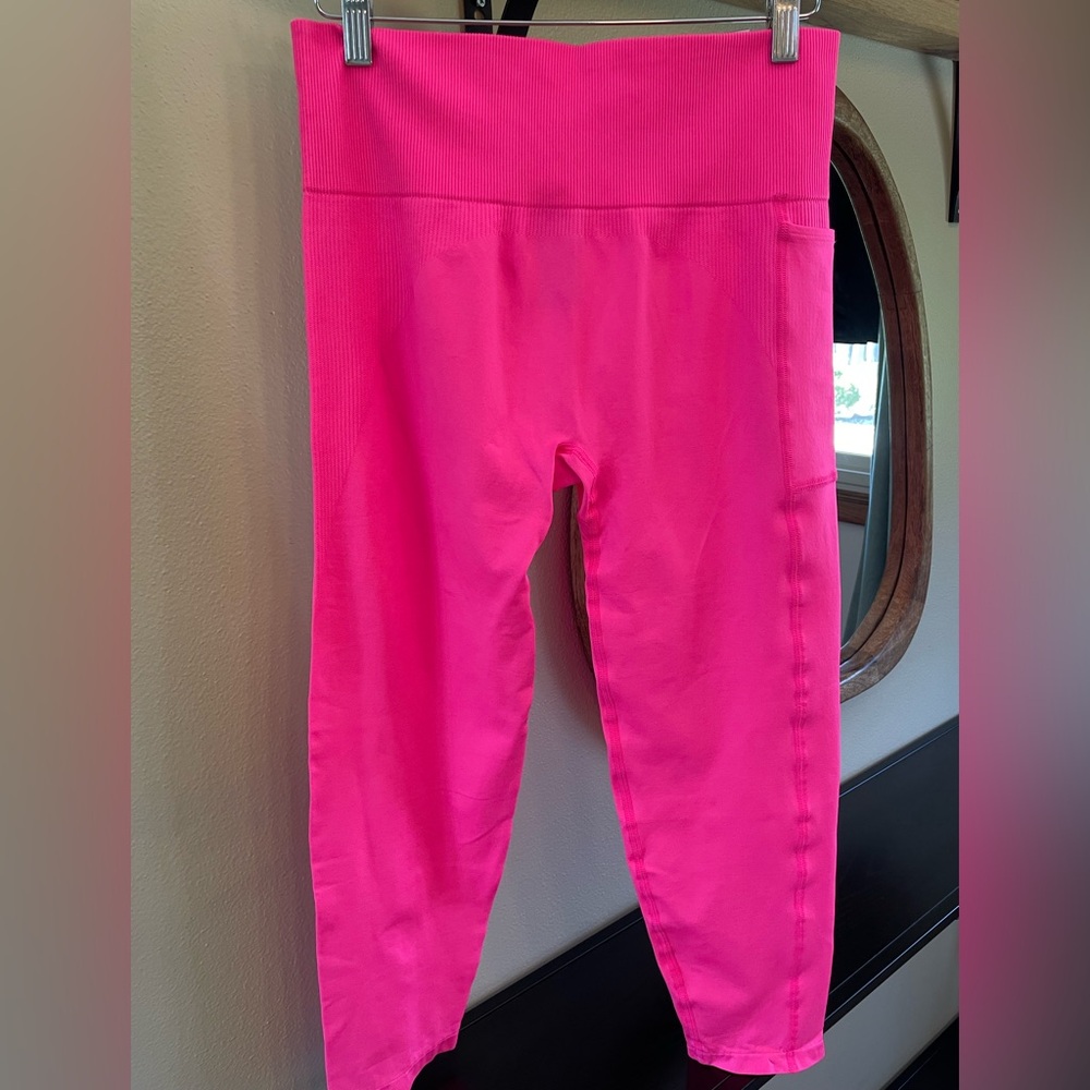 Women’s Victoria’s Secret Pink Cool & Comfy Ankle Tights High Waist Size Large
